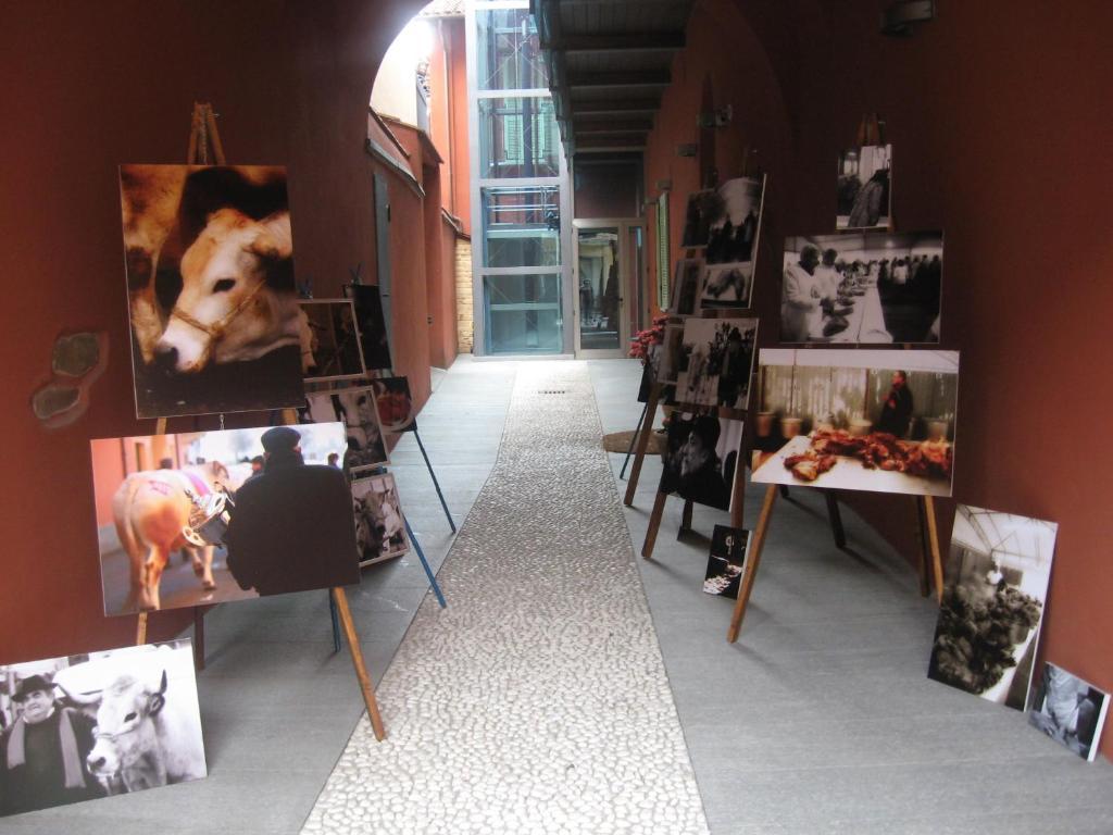 Carrù Hotel Palazzo Di Mezzo מראה חיצוני תמונה